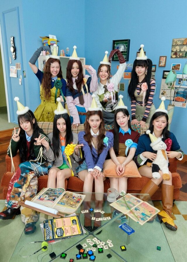 TWICE_Ten_The_Story_Goes_On_group_concept_photo_1