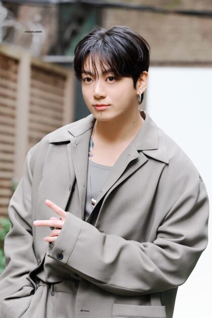 Jungkook играет в PUBG