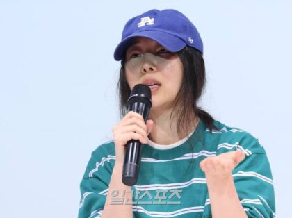 min hee jin press con 2