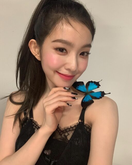 renebaebae_1762858257_3763450292680744323_19446582407