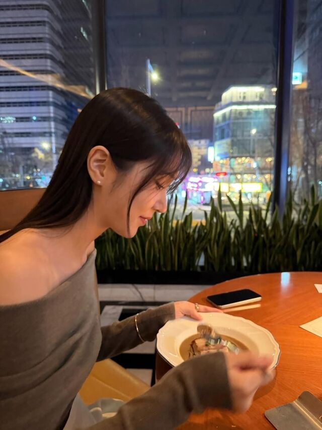 0004021264_003_20251228073307363