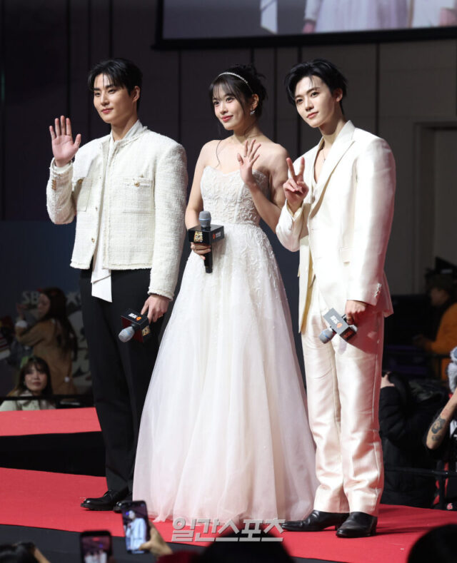 isp20251225000213.800x.8