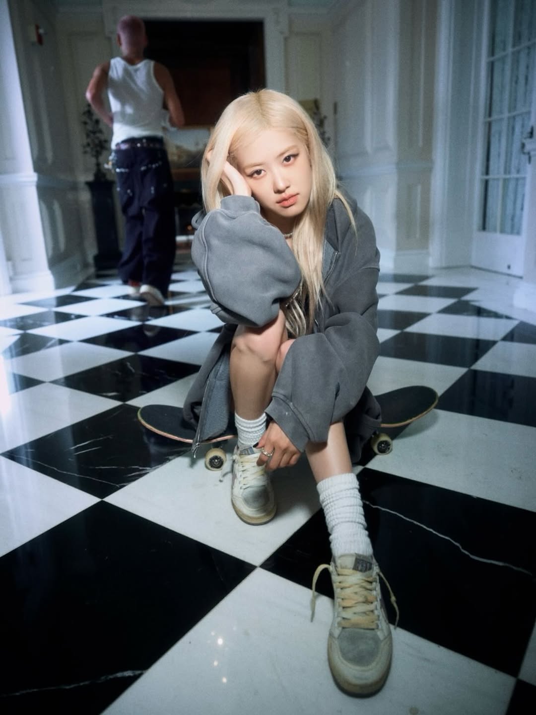 ladies and gentlemen.. 100M views on toxic till the end 🎀⚠️ don’t get too toxic out there babess