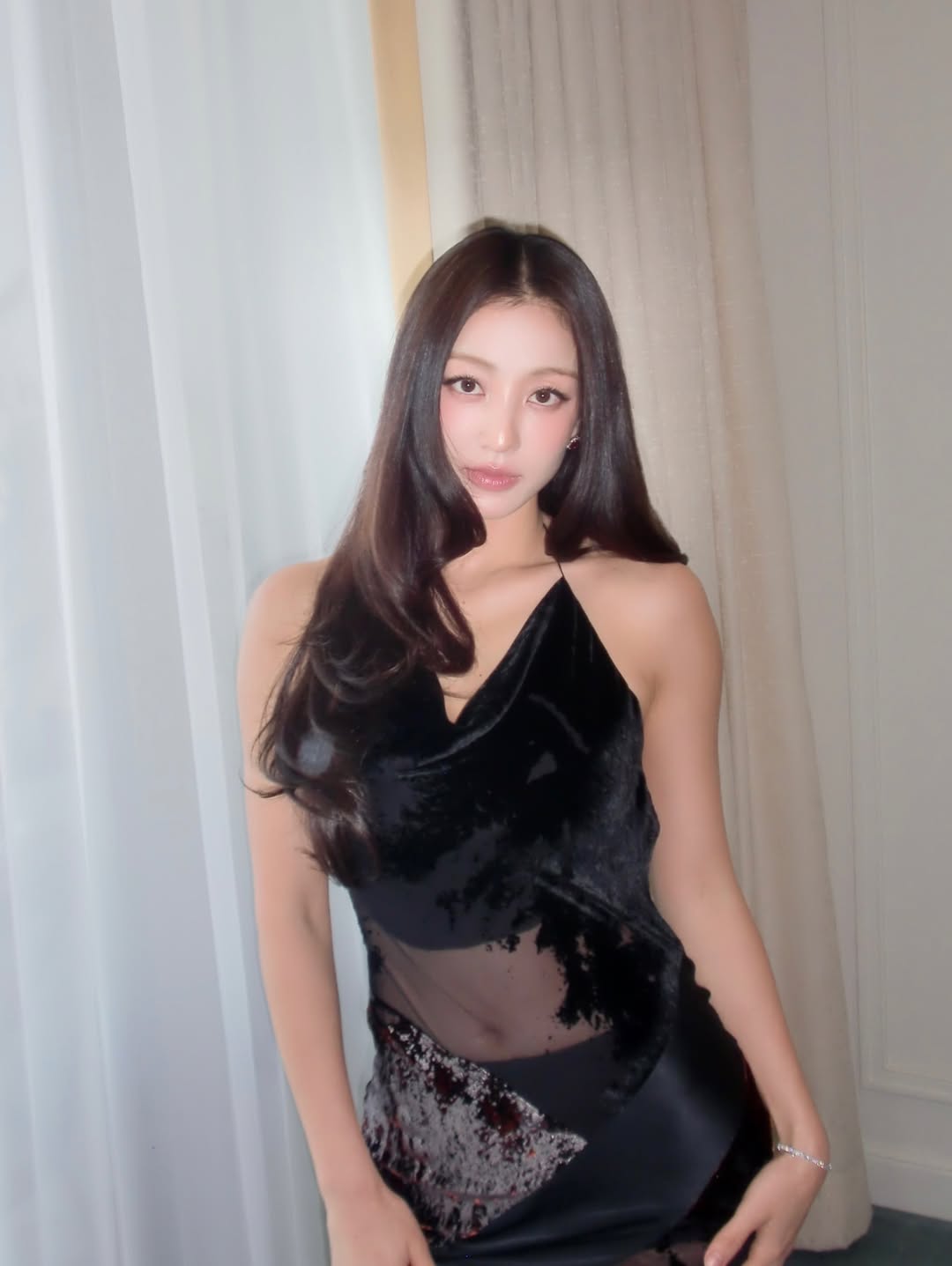 Jihyo celebrating with Moët & Chandon