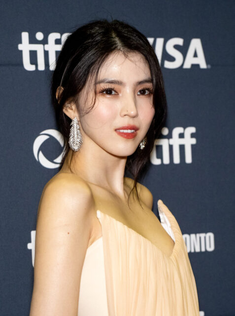 Han_So-Hee_at_the_2025_Toronto_International_Film_Festival_(cropped)
