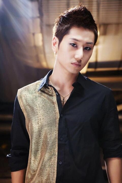 N-SONIC_Jheart_We_Are_SuperBoys_promotional_photo_2