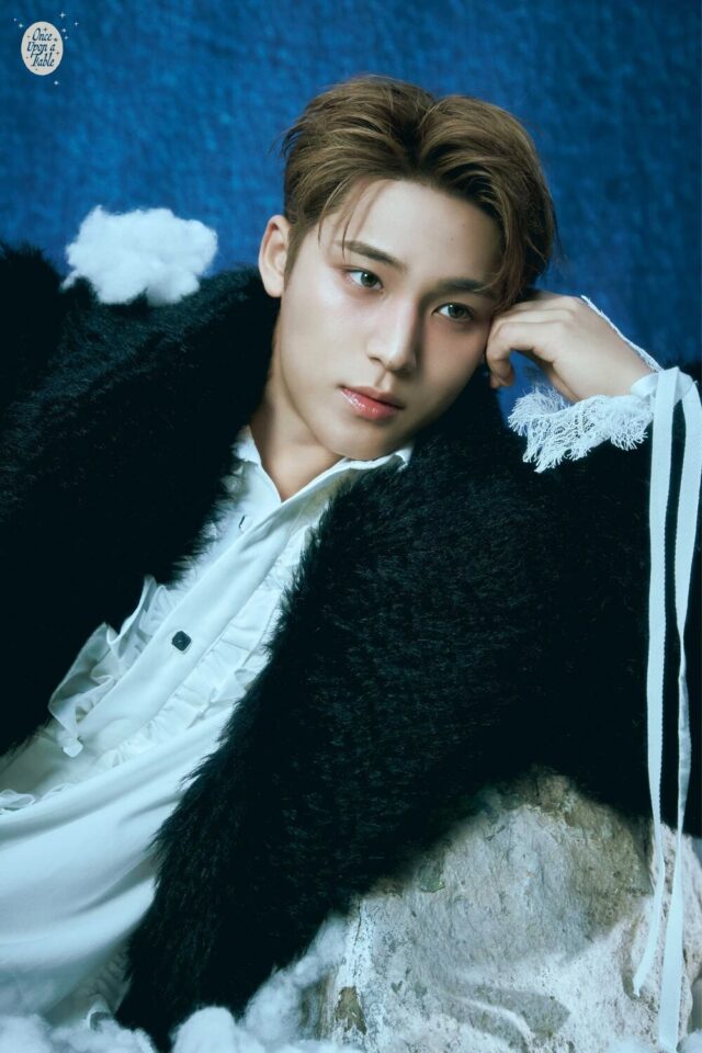 SEVENTEEN_Mingyu_2026_Seasons_Greetings_concept_photo