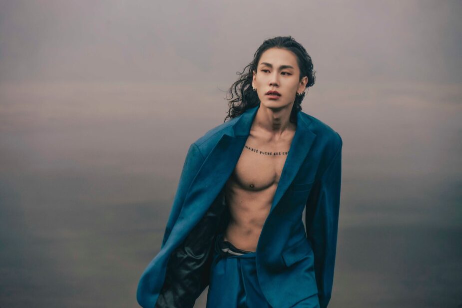 1746436257963The Adam