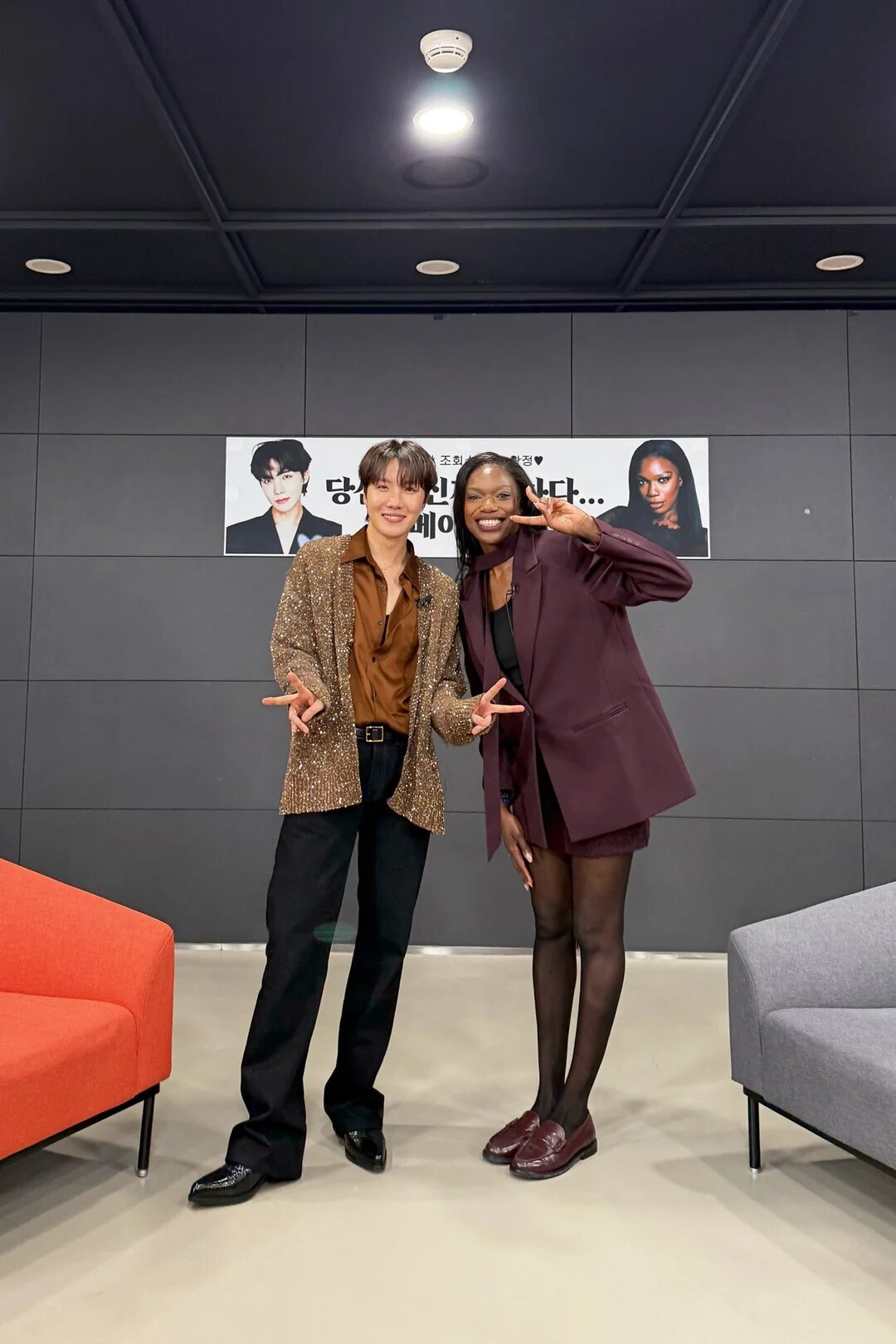 260325-bts-official-on-twitter-todays-bangtan-with-j-hope-v0-i9vsauvq16rg1