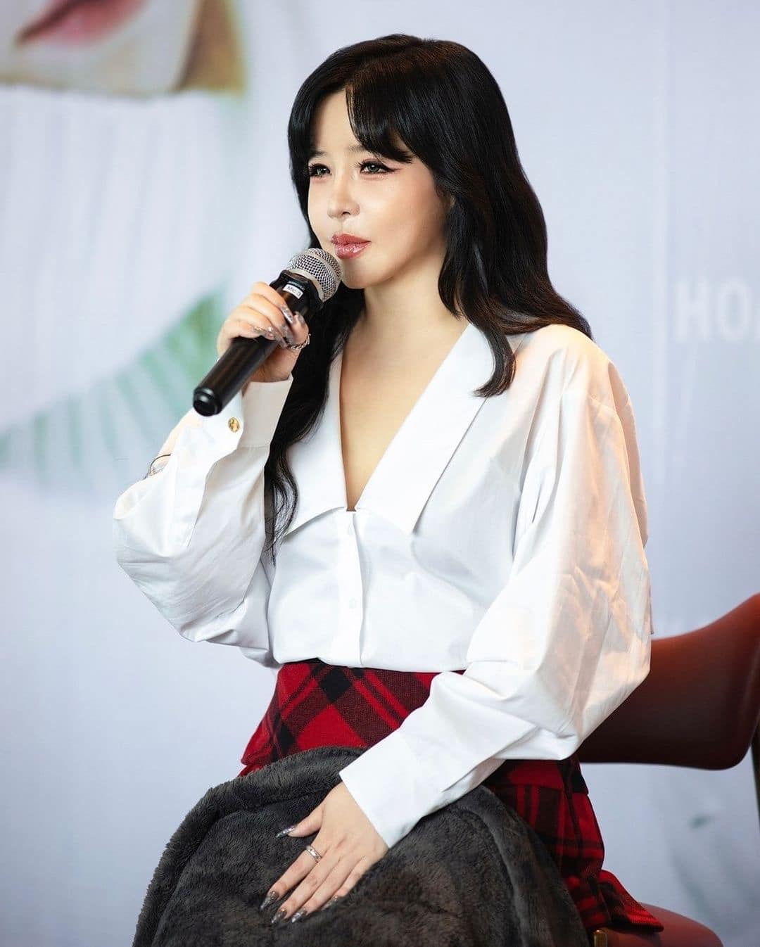 Park Bom And 2NE1 The Drug Smuggling Allegations That Nearly Ended Her
