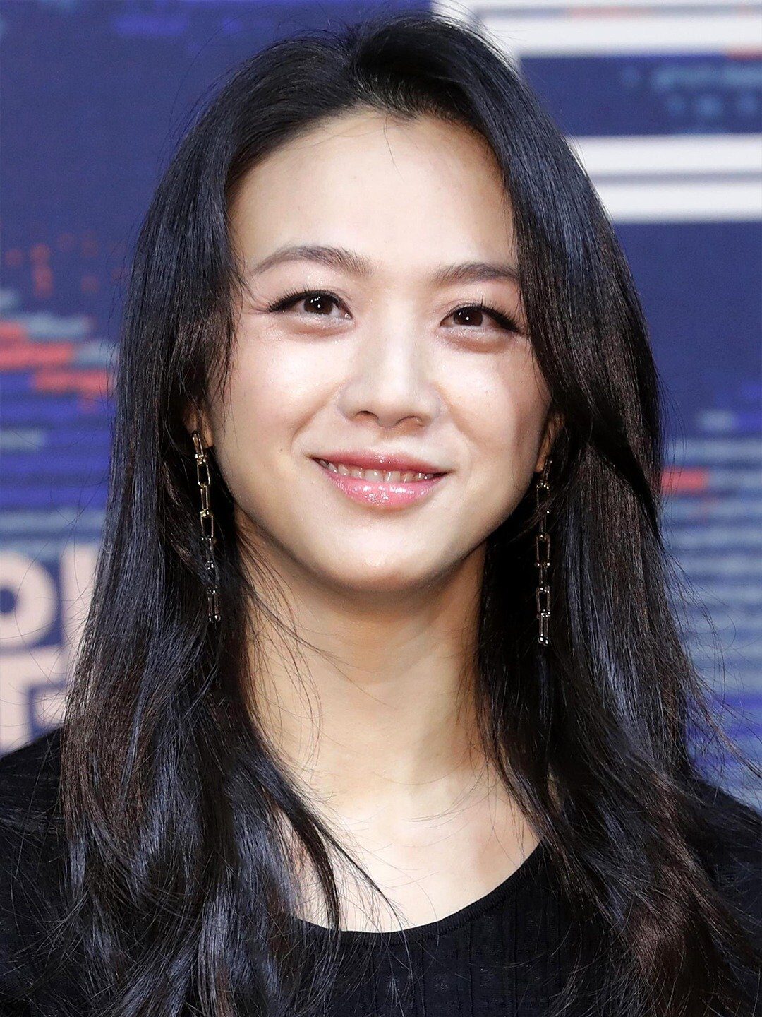 Actress Spotted At The Airport With Baby Bump插图 61548_v9_bc