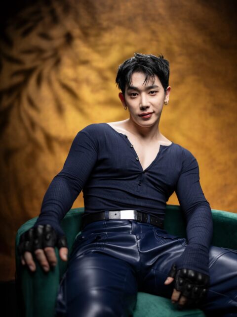 76989592007-xxx-20241213-usat-jm-jingle-ball-005