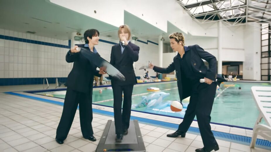 BTS (방탄소년단) 'SWIM' Live Clip II. (Swimming Pool ver.) 1-11 screenshot