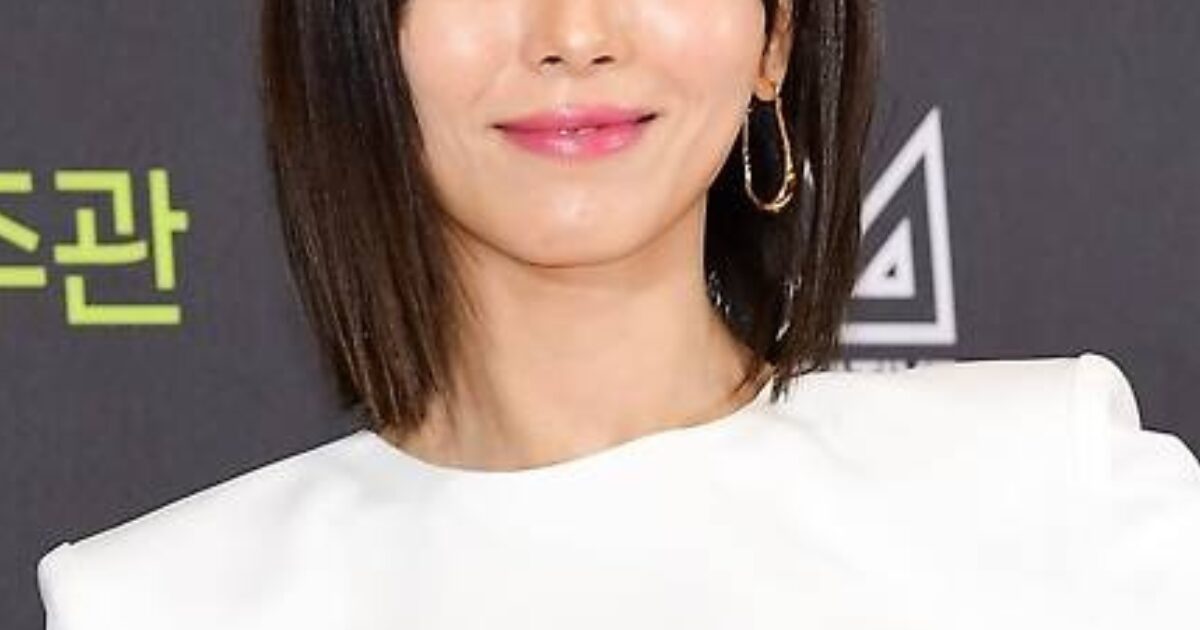 Legendary K-Pop Girl Group Member Reveals The Shocking Conditions She Gave Birth In