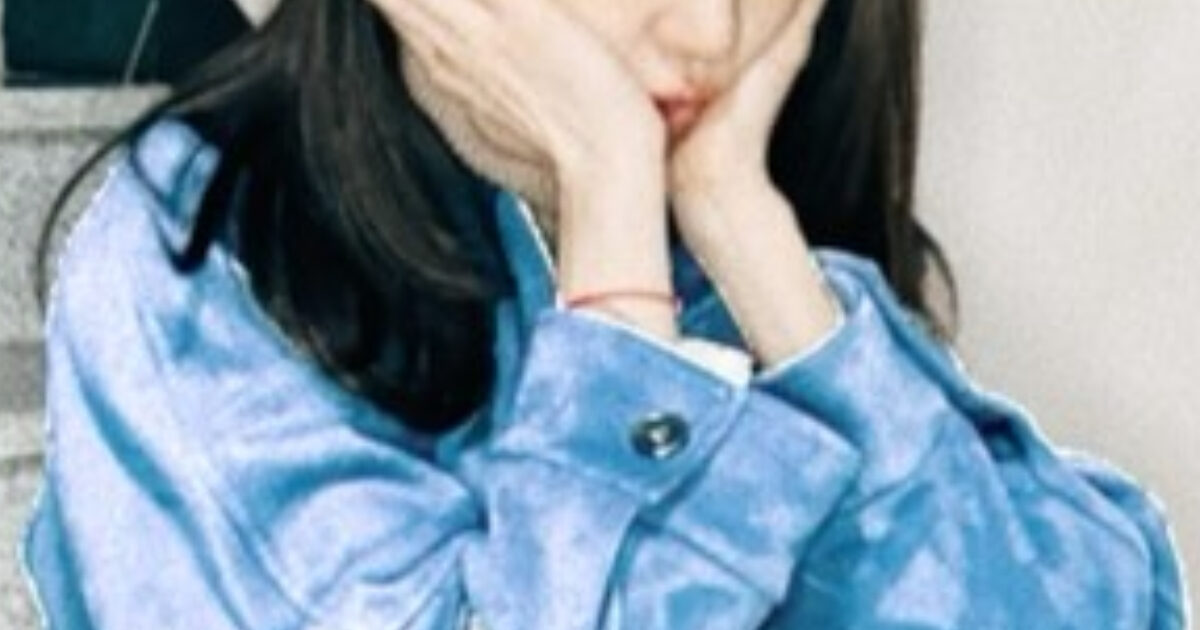 Idol-Turned-Actress Says She Became Depressed Comparing Herself To Others And Feeling “Past Her Prime”