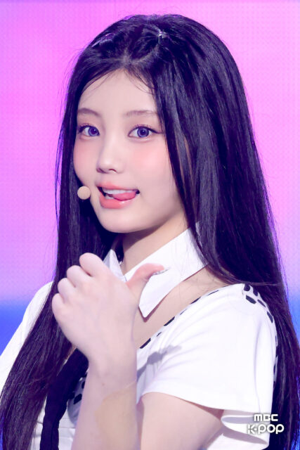 250712-Wonhee-jellyous-at-SHOW-Music-Core-documents-1