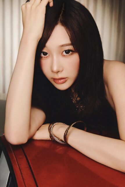 Aespa_Giselle_2026_Seasons_Greetings_concept_photo_2 (1)