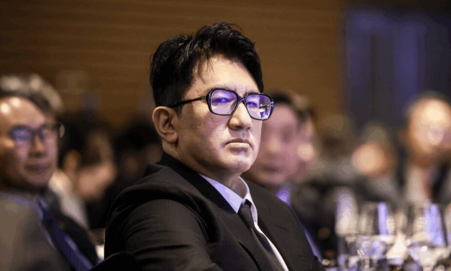 bang si hyuk korea herald