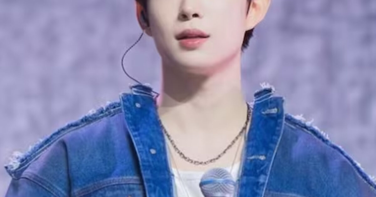 Controversial Fifth-Gen Idol Fans Send Protest Trucks Demanding His Return