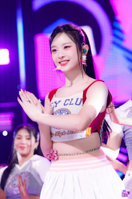 230806-NewJeans-Hanni-Super-Shy-at-Inkigayo-documents-1