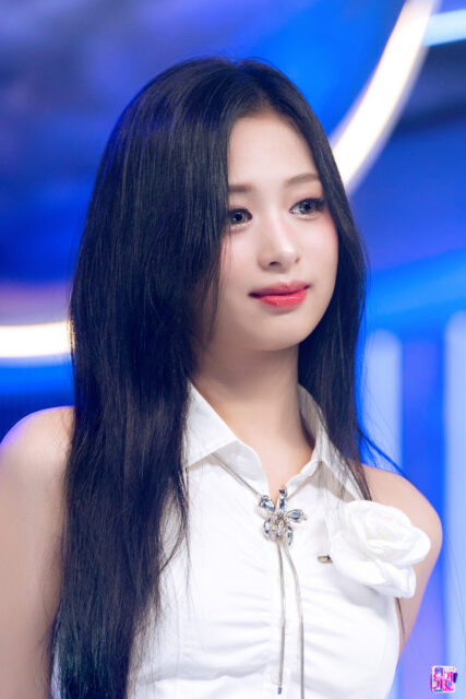 240707-BABYMONSTER-Ahyeon-FOREVER-at-Inkigayo-documents-1 (1)
