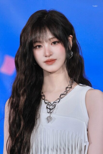 250801-Liz-at-KCON-LA-Meet-Greet-documents-1