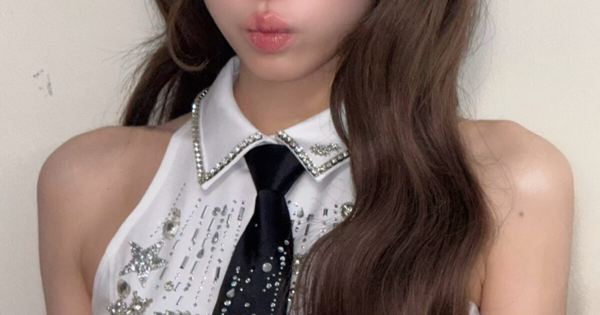 Successful Solo Idol Buys Her Parents A Massive Gift For The Most Emotional Reason