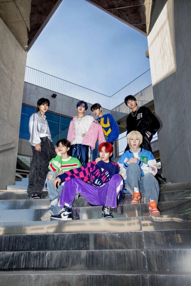 L5ST_Free_Fall_group_concept_photo_4