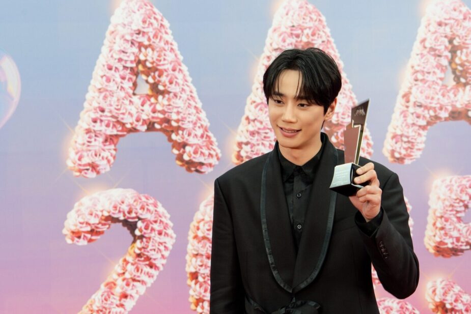 Lee Junyoung 1
