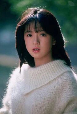 Nakamori_akina_p5