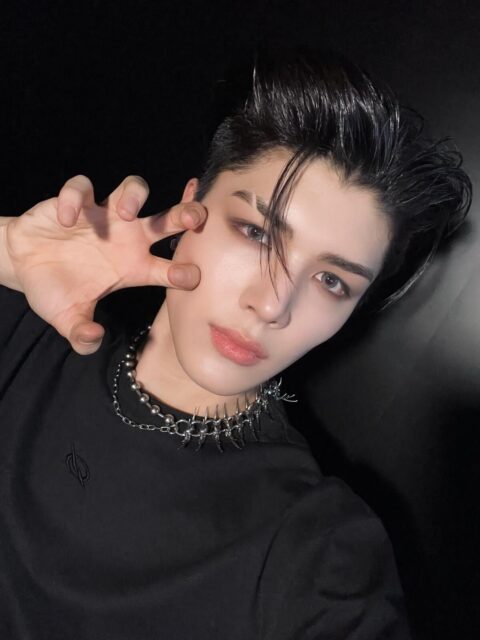 HYBE Idol's Underwear Photo With Explicit Message Sparks Massive Shock