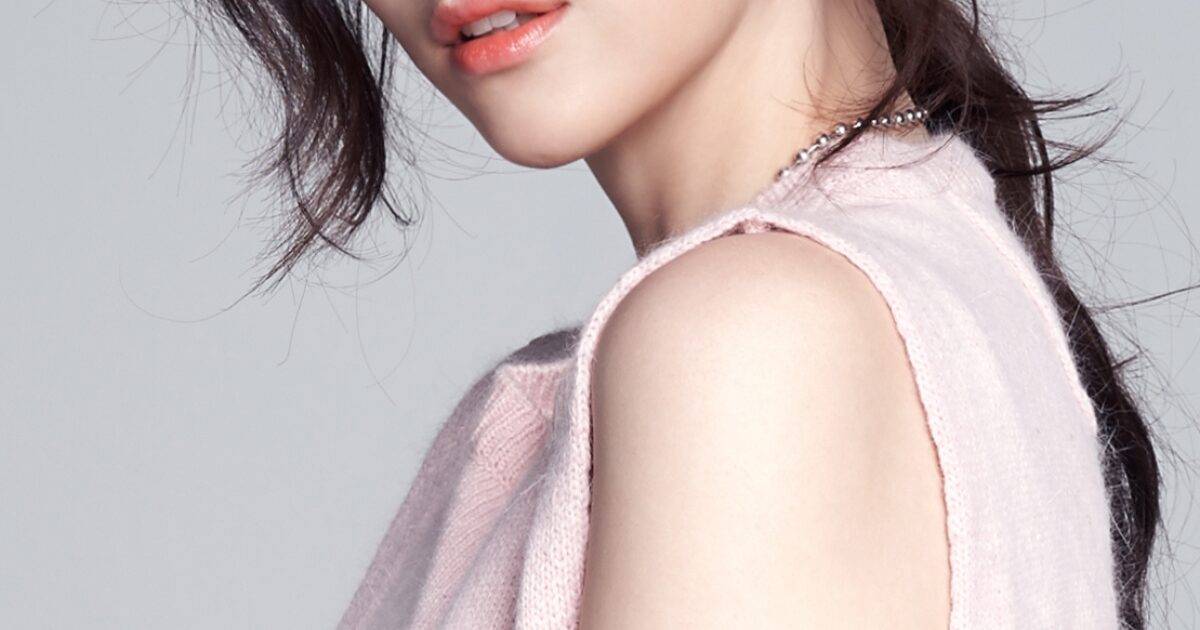 “Yumi’s Cells” Actress Revealed To Come From Elite Rich Family