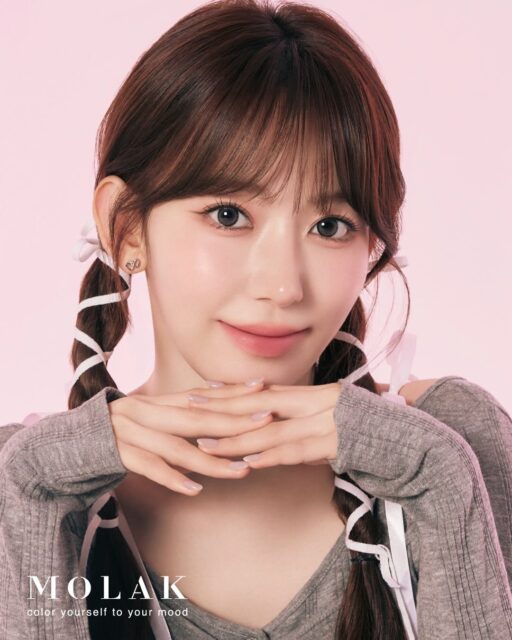 sakura molak