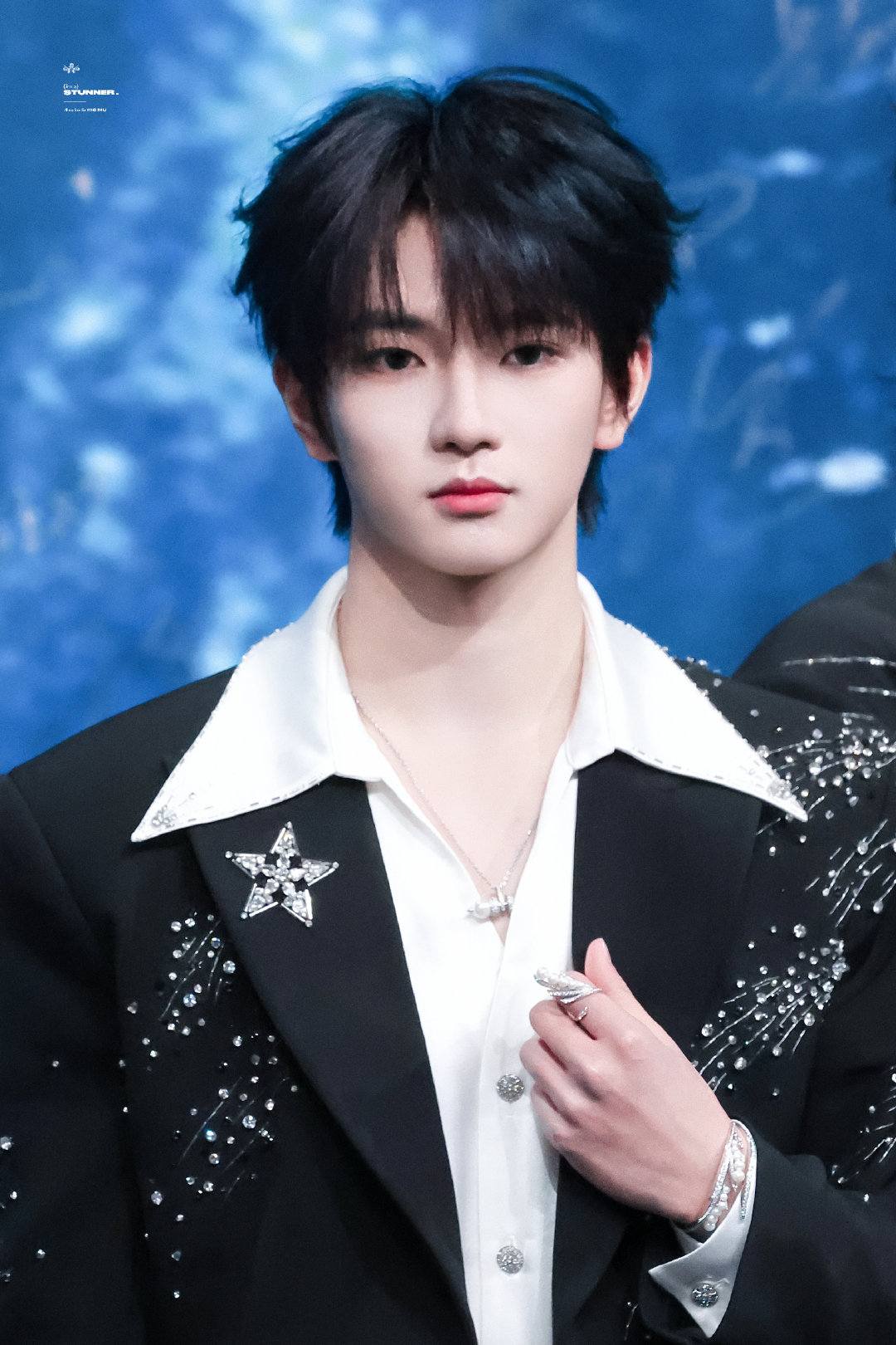 18-Year-Old Male Idol Swept Up In Dating Rumors With 25-Year-Old Actress插图2 627387220_877528698367738_1825986868392028924_n