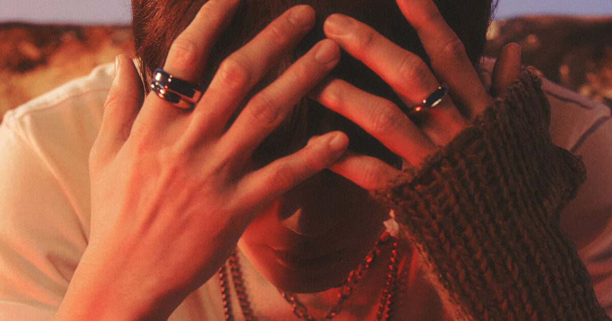 Top Idol Quickly Cuts Ties With Album Producer After Criminal Allegations Surface
