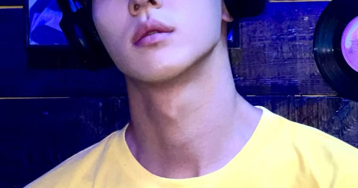 The Male Idol Unashamed Of Only Selling 9 Albums