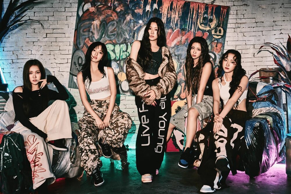 2 Members Depart From Controversial Girl Group Amid Structural Changes插图2 VVS_D.I.M.M._group_concept_photo_7
