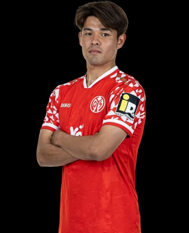 dfl-obj-j021ee-dfl-clu-000006-dfl-sea-0001k9-body