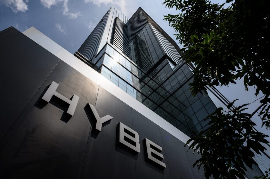 hybe billboard