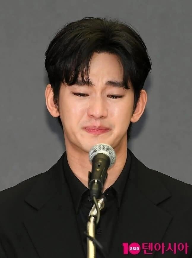 kim soo hyun press con 1