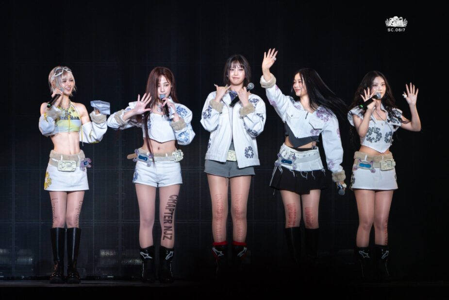 250325-njz-complexcon-hong-kong-2025-on-site-pics-group-v0-d3f0bgwixuqe1