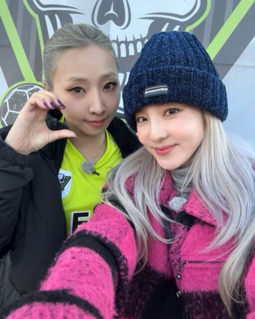 2NE1 Minzy Dara
