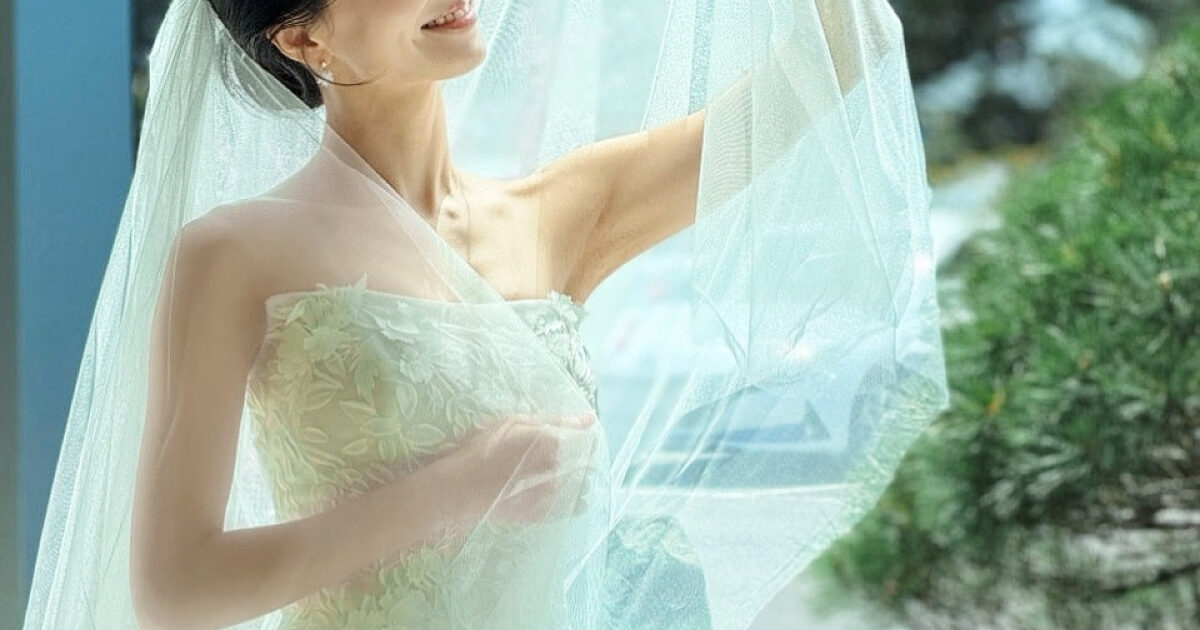 Beloved K-Pop Idol Offers A Glimpse Of Her Honeymoon插图