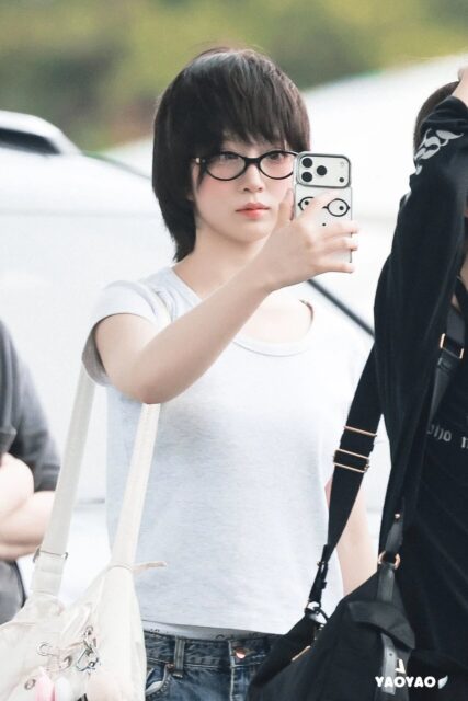 Gallery - JYP Female Idol Sparks “Punishment” Speculations With Shocking New Haircut - Koreaboo - image 3