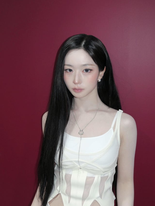 Gallery - JYP Female Idol Sparks “Punishment” Speculations With Shocking New Haircut - Koreaboo - image 4