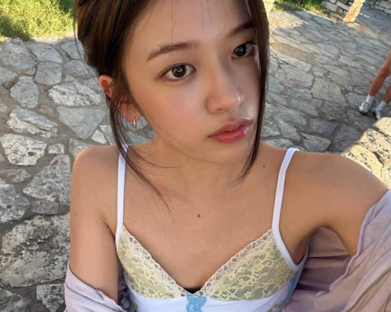 IVE's Ahn Yujin Turns The US Upside Down With Her Beauty