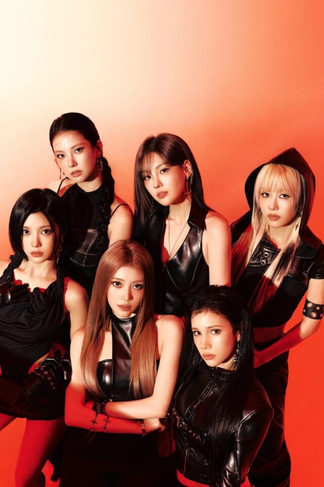 Kep1er_Crack_Code_group_concept_photo_3