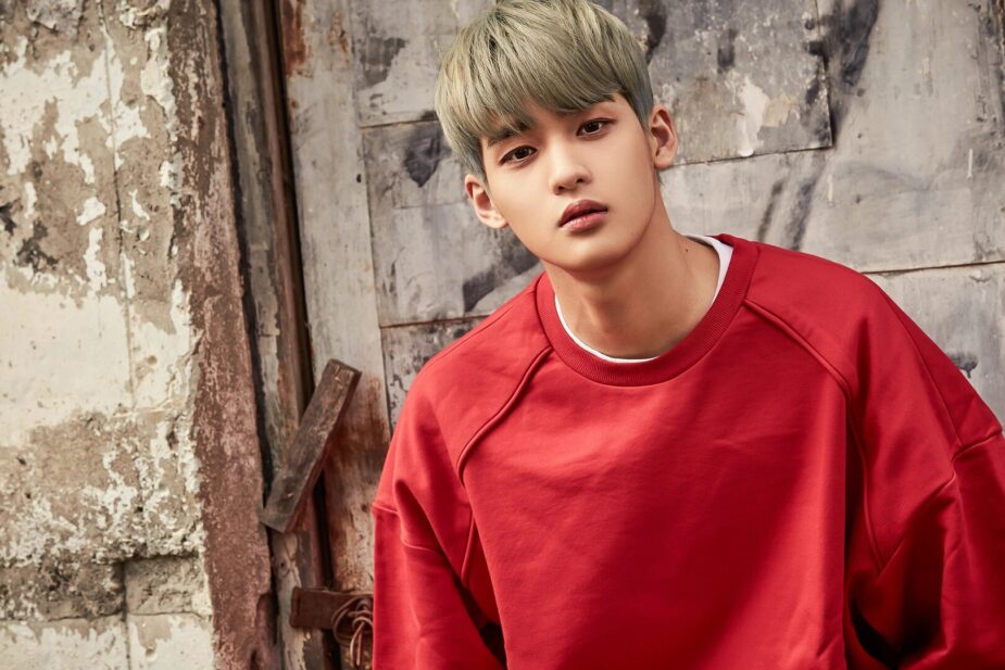 SPECTRUM_Dongyoon_Be_Born_promo_photo