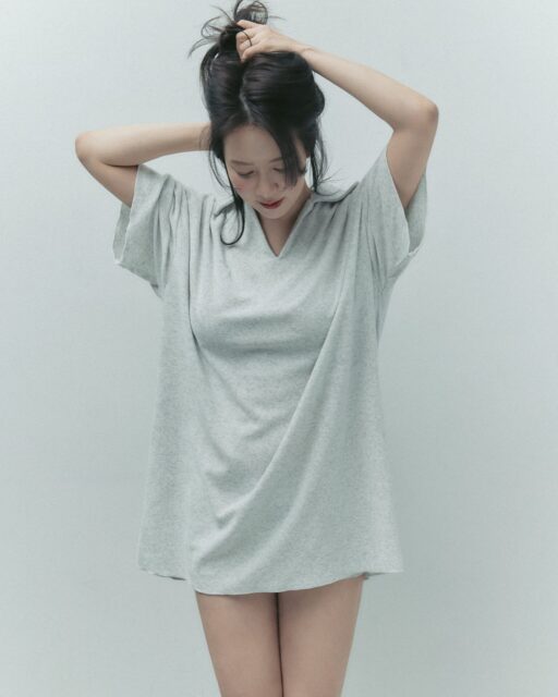 Song Ji Hyo 12