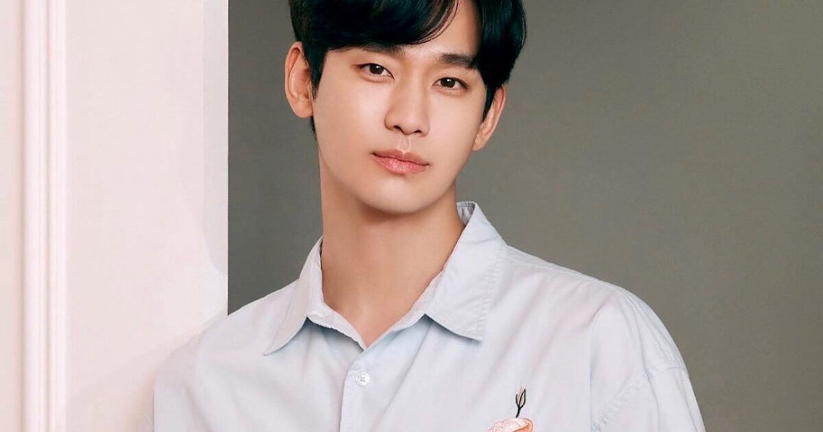 Kim Soo Hyun Officially Returns To Entertainment Activities